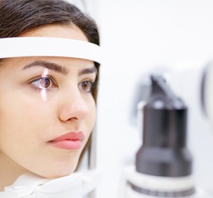 How to Reduce Myopia Naturally and Effectively: A Complete Guide